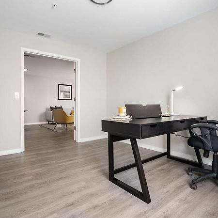 One Bedroom Apartment Near Downtown Raleigh Dış mekan fotoğraf